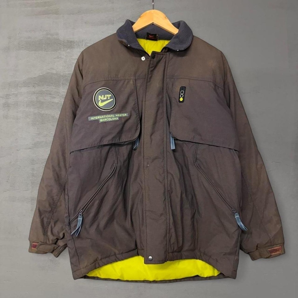 Vintage Nike International Master Barcelona Puffer Jacket Brown NJT 90s‎ Small